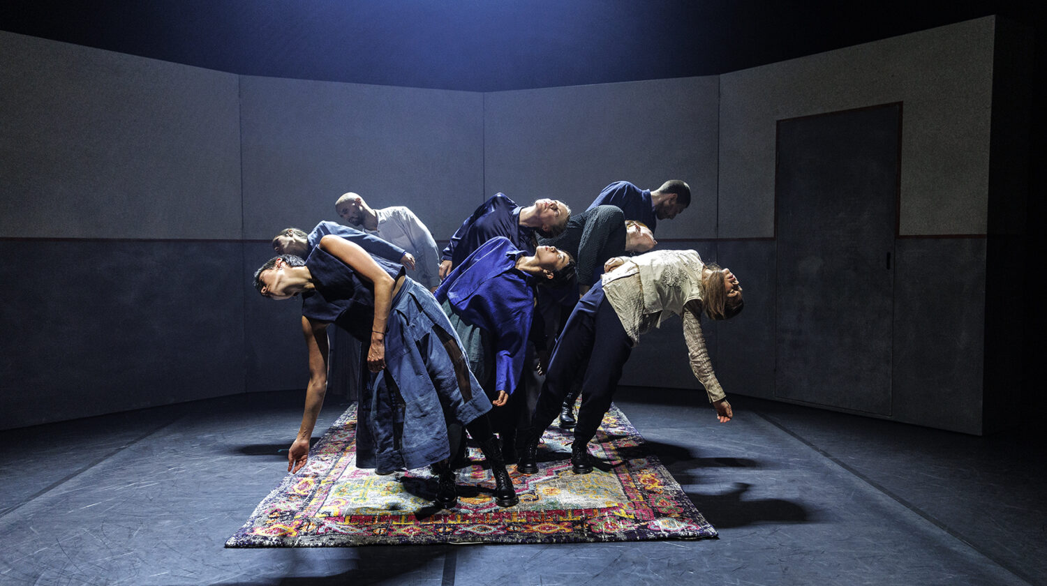 Danish Dance Theatre  –  LEANING TREE